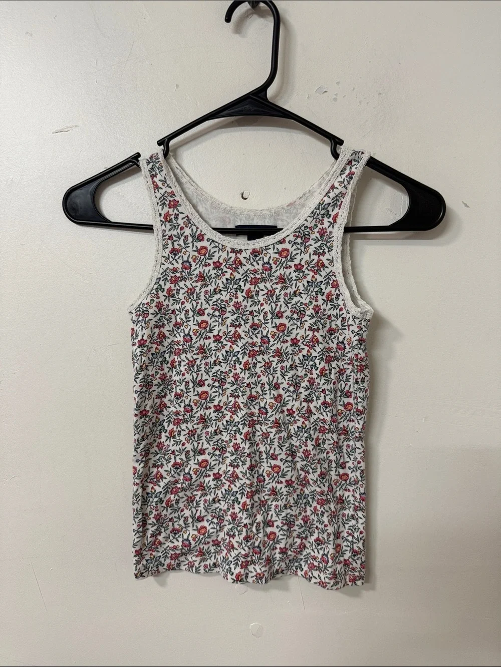GAP White Tank Top with Red Floral Print 2016